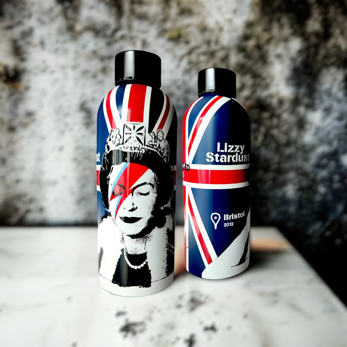 Banksy's Graffiti Borraccia "DUAL" - Lizzy Stardust