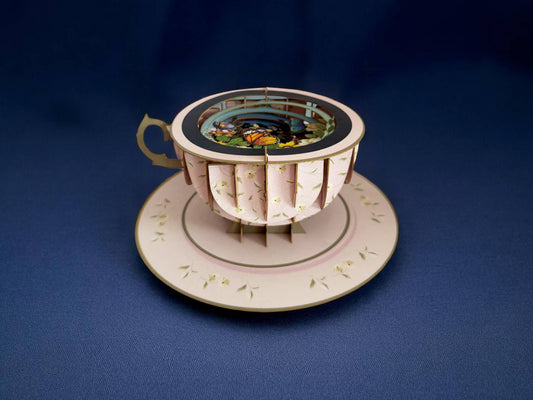Biglietto pop-up a forma di tazza di tè - Farfalle