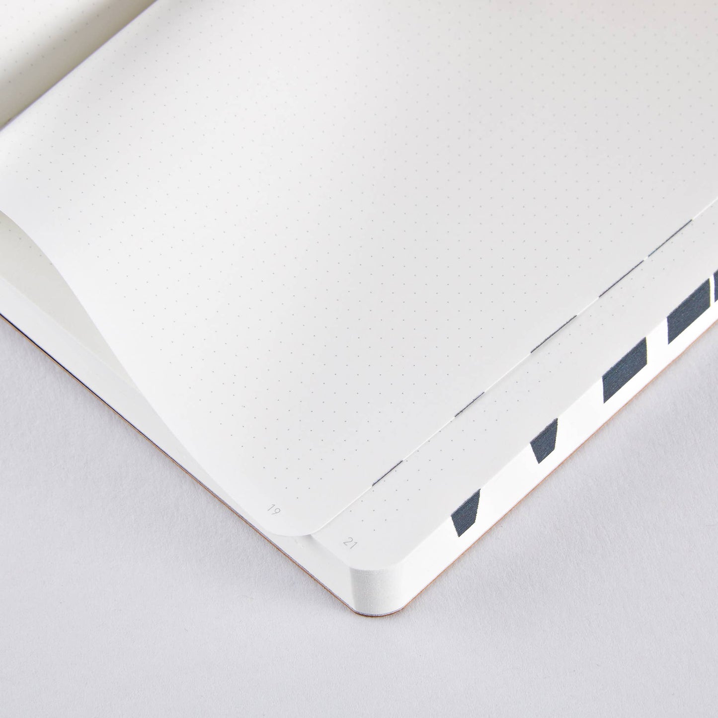 NUUNA _ Write Wrong - Taccuino Graphic S | A6